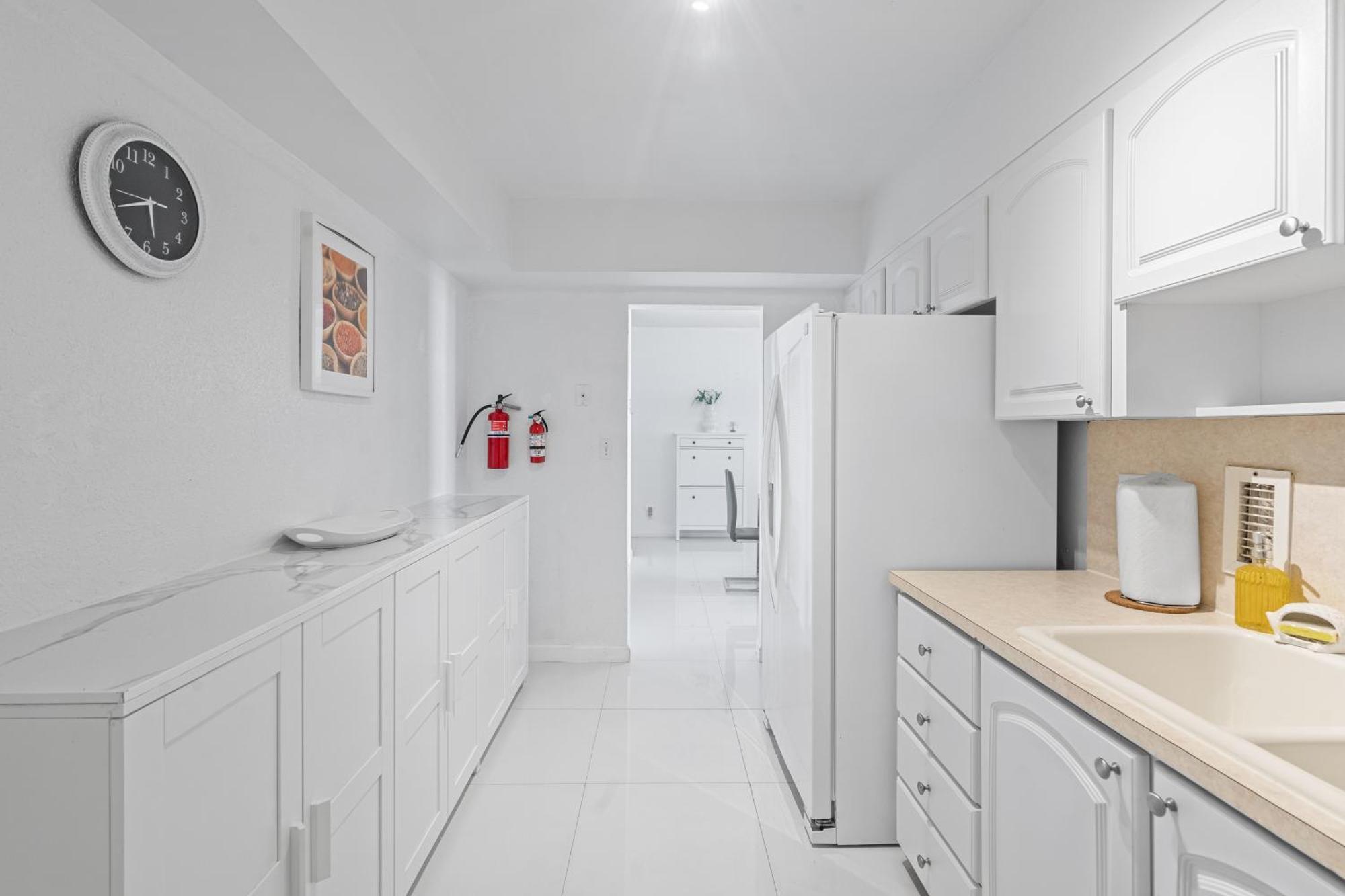 Great Apartment With Beach Access Hollywood Eksteriør billede